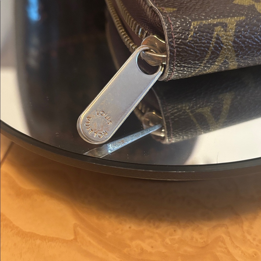 GUC Louis Vuitton Monogram World Tour Zippy Wallet Long/Dust bag - Picture 10 of 15